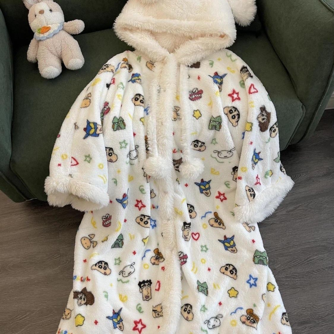 Crayon Shin-chan cartoon coral - Bathrobe recension och pris